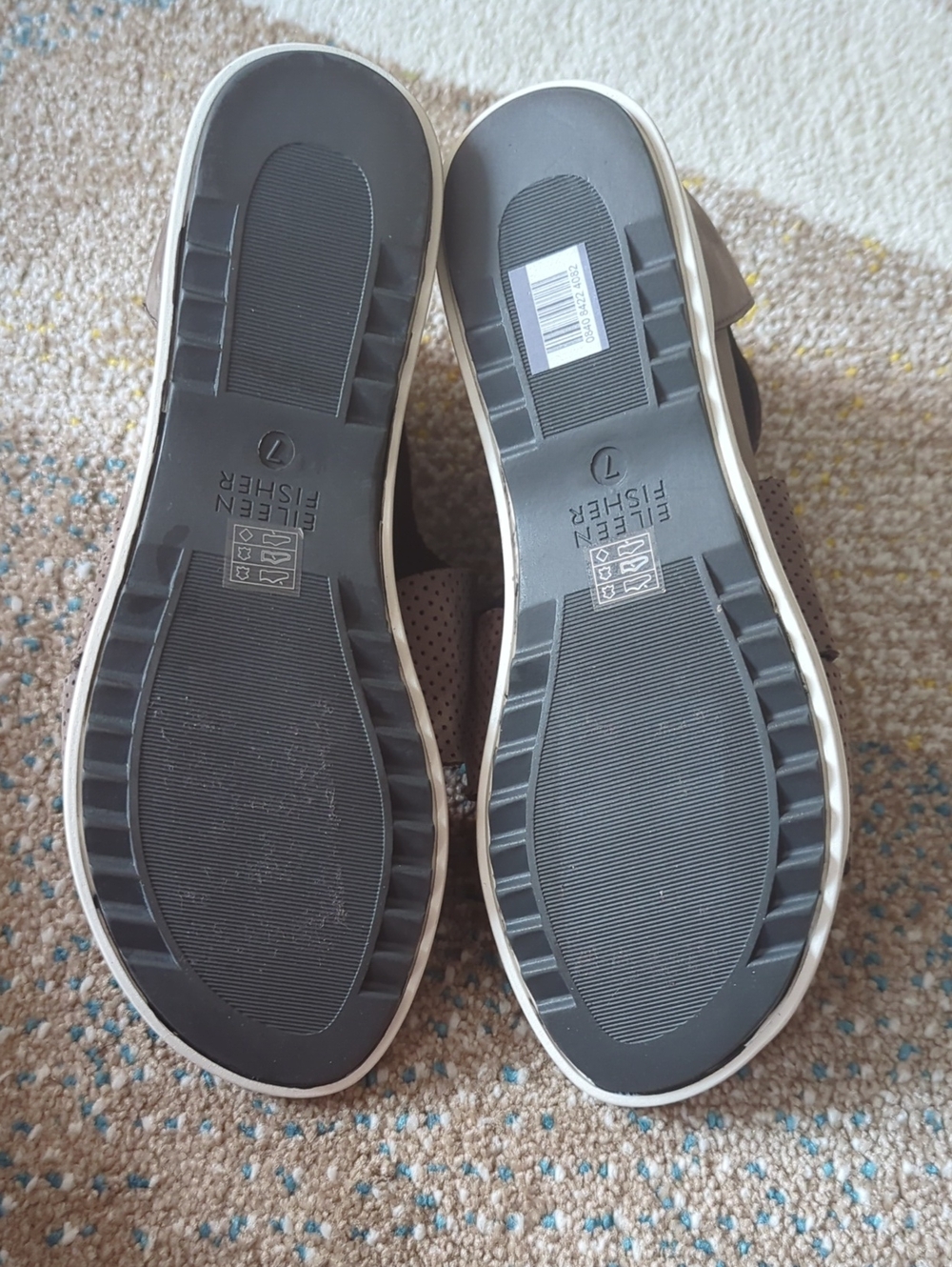 Eileen Fisher Perforated Leather Crisscross Wedge Sandals Size 7 - Picture 5 of 5